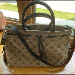 Dooney & Bourke large handbag